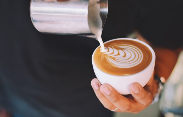 Latte Art Kalemi ile Sunumlarınızı Sanata Çevirin!
